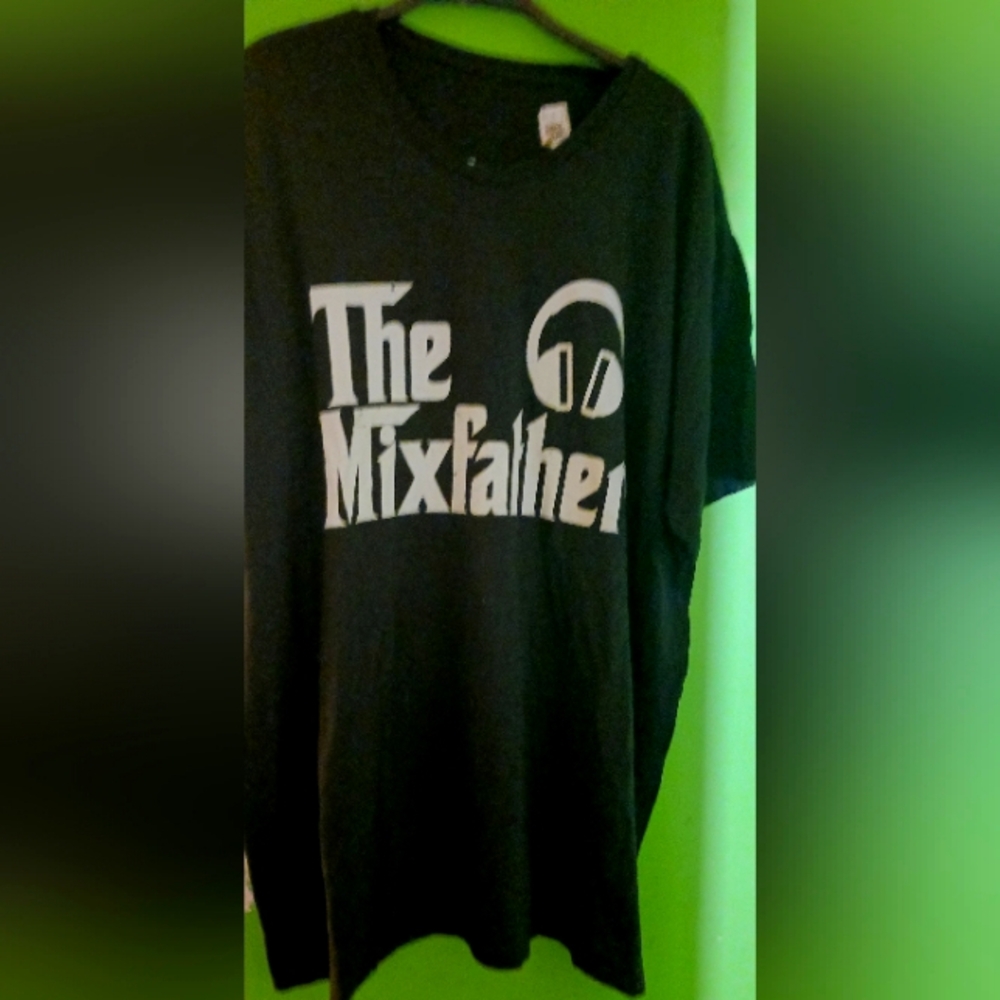The Mixfather DJ tshirt Sz 2XL